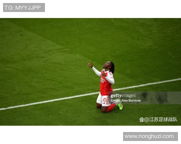 埃泽帽子戏法助阿森纳战胜热刺荣膺比赛MVP称号